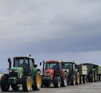 Vyzýváme proto novou vládu, aby se jednoznačně postavila za české zemědělce a potravináře